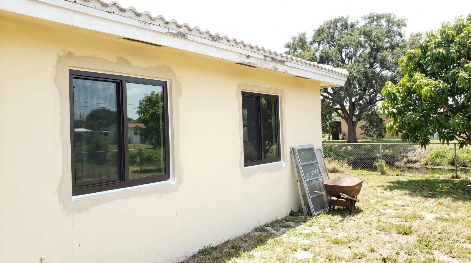 Impact windows being installed on a ranch home in Plantation, FL