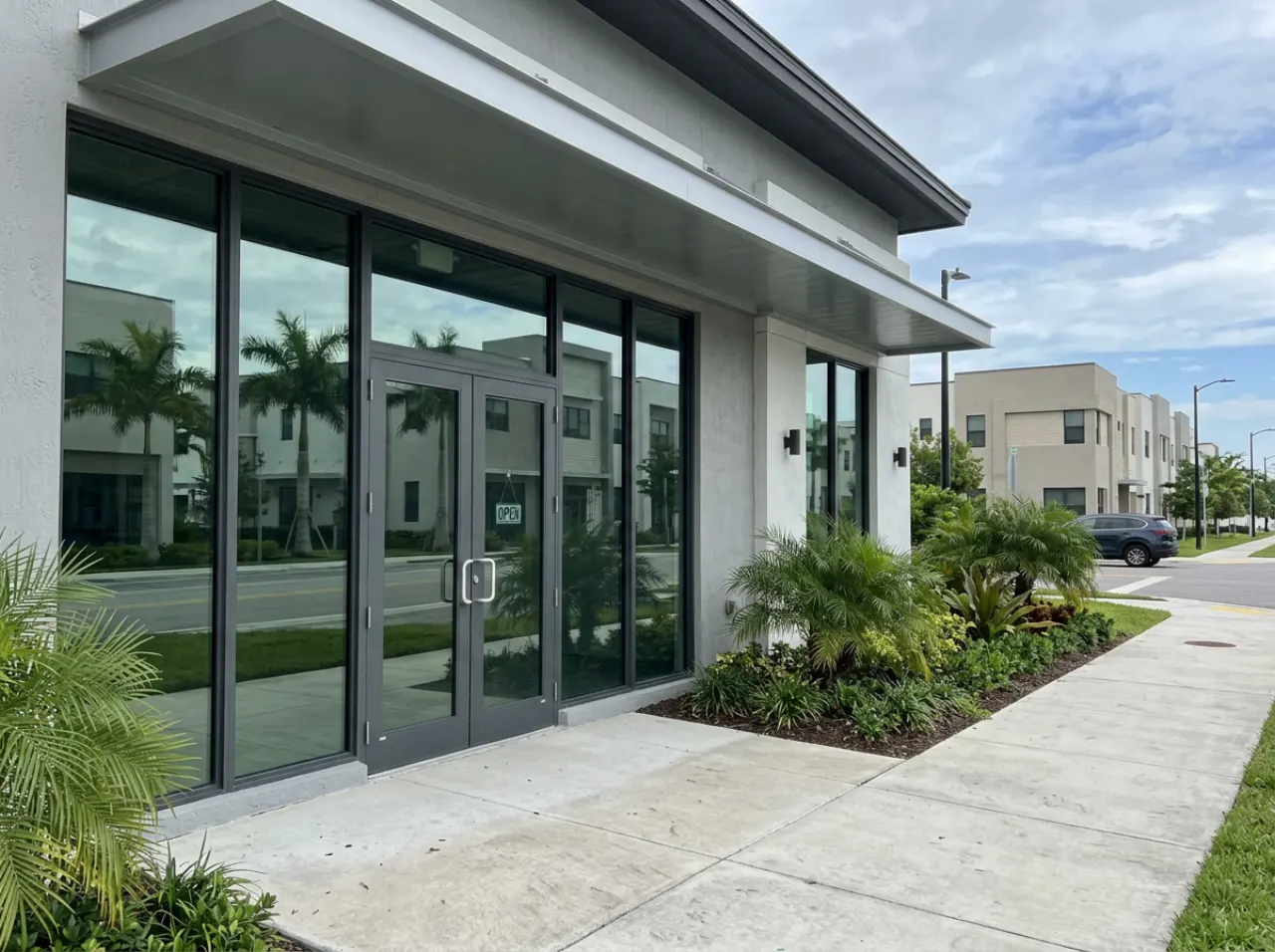 Commercial storefront impact glass in Doral, FL